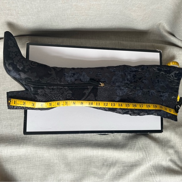 NINE WEST Silvesta Black Over-the-Knee Boot in Black Brocade Jacquard, Size 8 - Picture 7 of 15